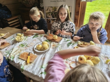 WhatsApp Image 2025-10-02 at 14.51.33 (2).jpeg