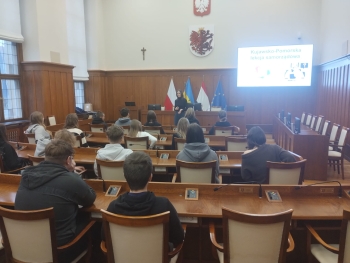 WhatsApp Image 2025-11-18 at 17.12.33.jpeg