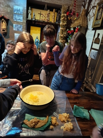 WhatsApp Image 2025-11-18 at 19.47.44.jpeg