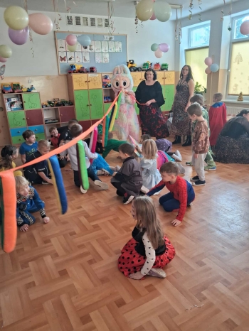 590937363_1568742660976509_878592017276995112_n