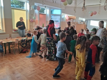 590698608_703057382857838_7066322364234880653_n