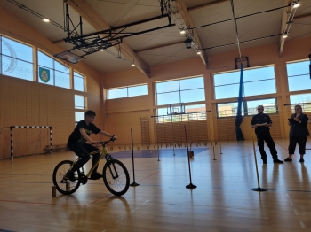 b27c9348-bd8f-4add-96d2-6e15483db4f3.jfif