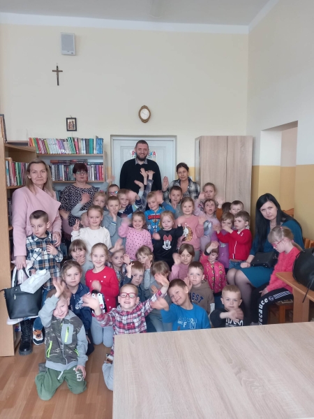 Wizyta przedszkolaków w Bibliotece Gminnej w Skrwilnie