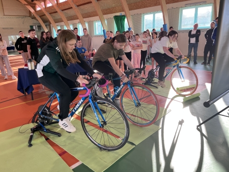 III Mikołajkowy Gminny Turniej w Jeździe na Cykloergometrze dla Szkół Podstawowych.