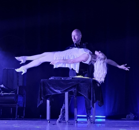 Przedszkolaki z Okalewa w Cyrku Zimowym w Sierpcu