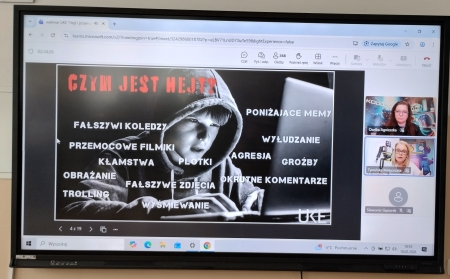 Udział uczniów w webinarach „Hejt i przemoc w sieci”